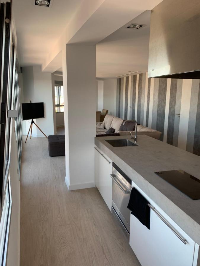 Piso Vivian Gandia Apartment Exterior photo
